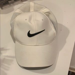 nike cap